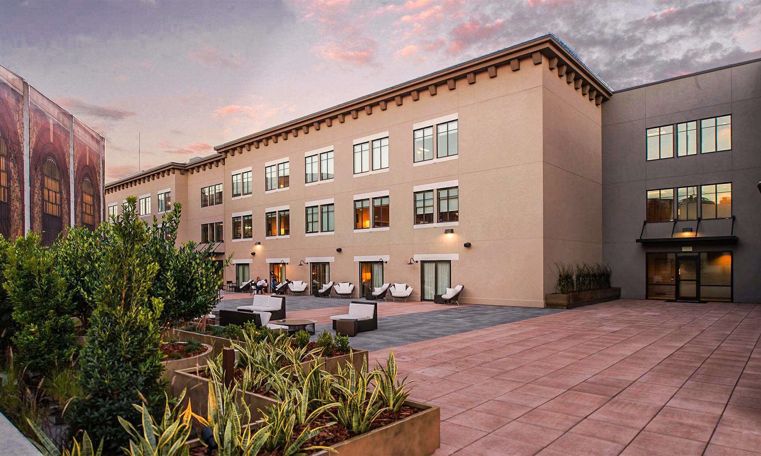 EPICUREAN HOTEL, AUTOGRAPH COLLECTION