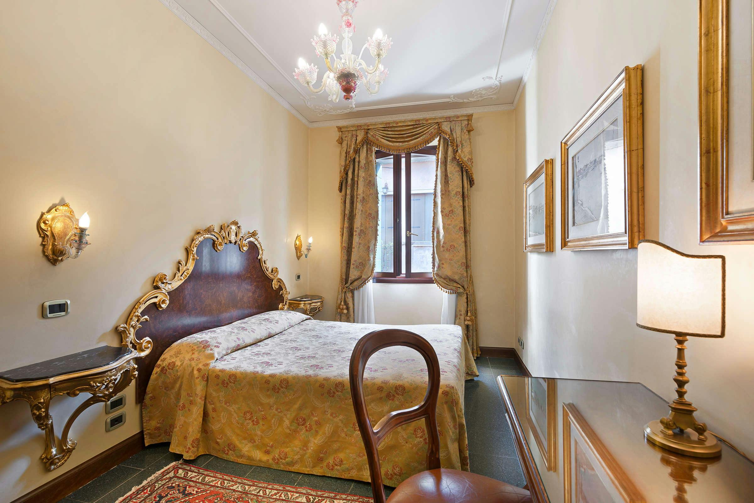 Hotel Hotel San Cassiano Residenza D epoca Ca favretto photo 4
