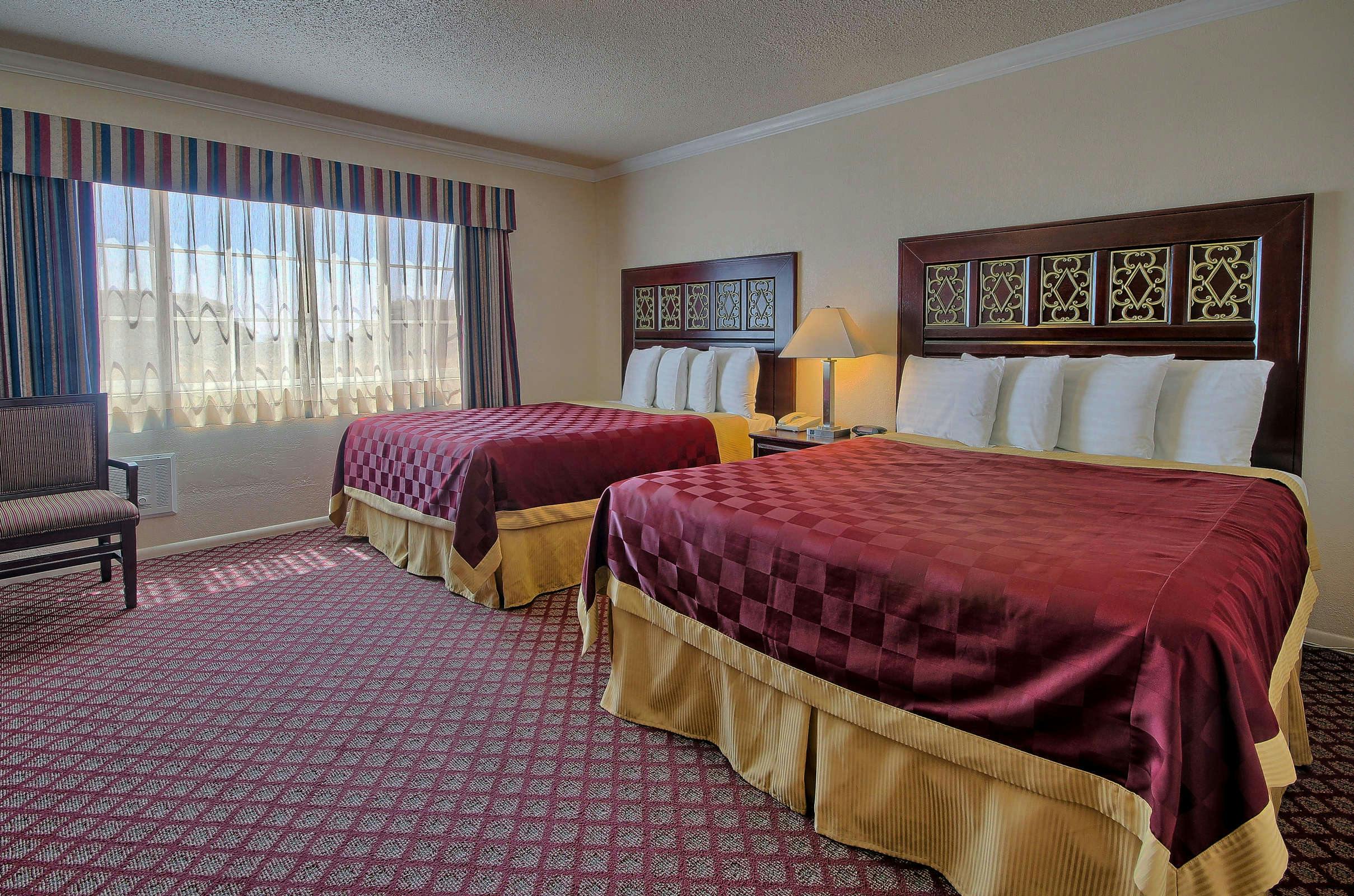 Hotel Sea Breeze Inn photo 3