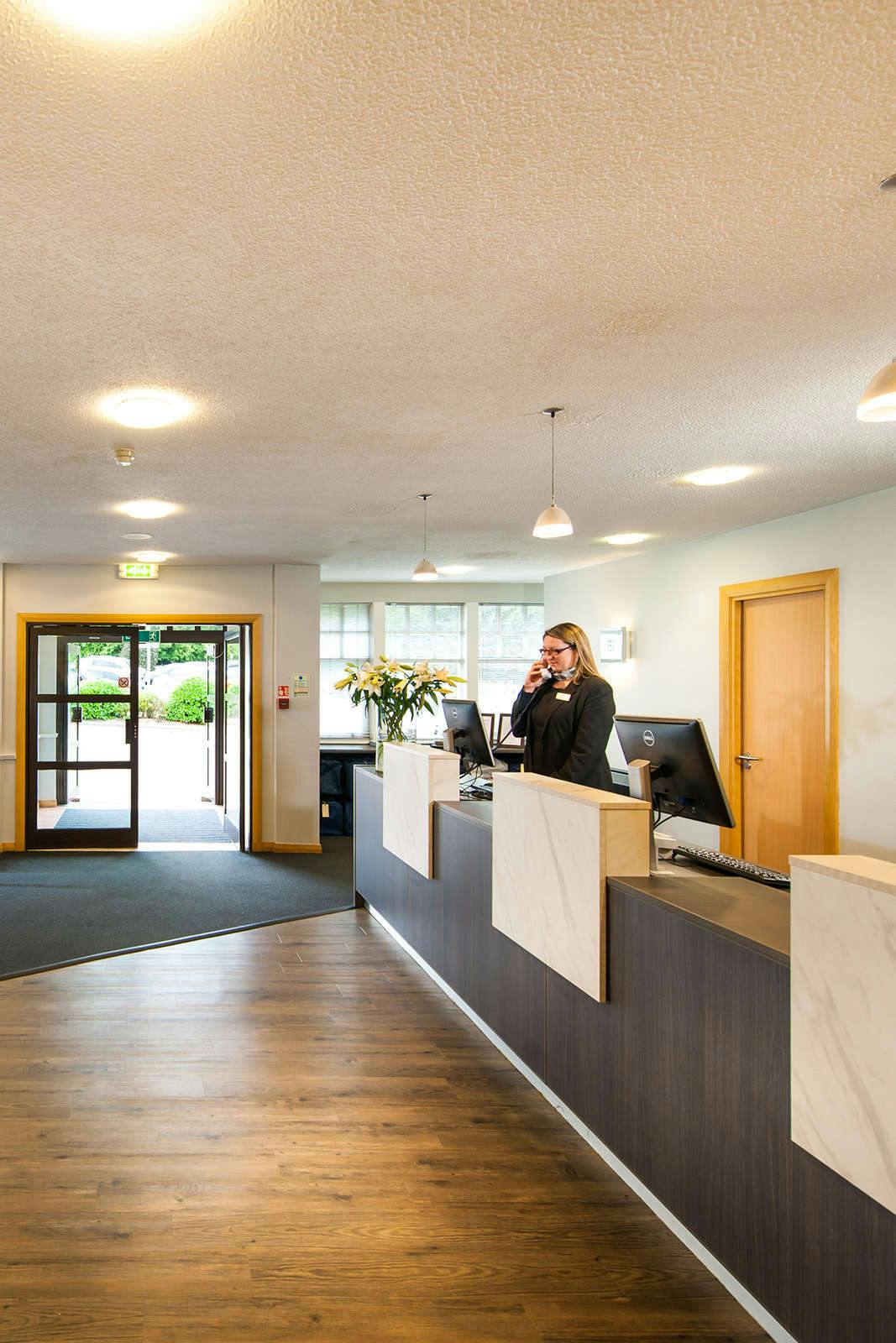 Hotel Leonardo Inn Hotel Aberdeen Airport photo 2