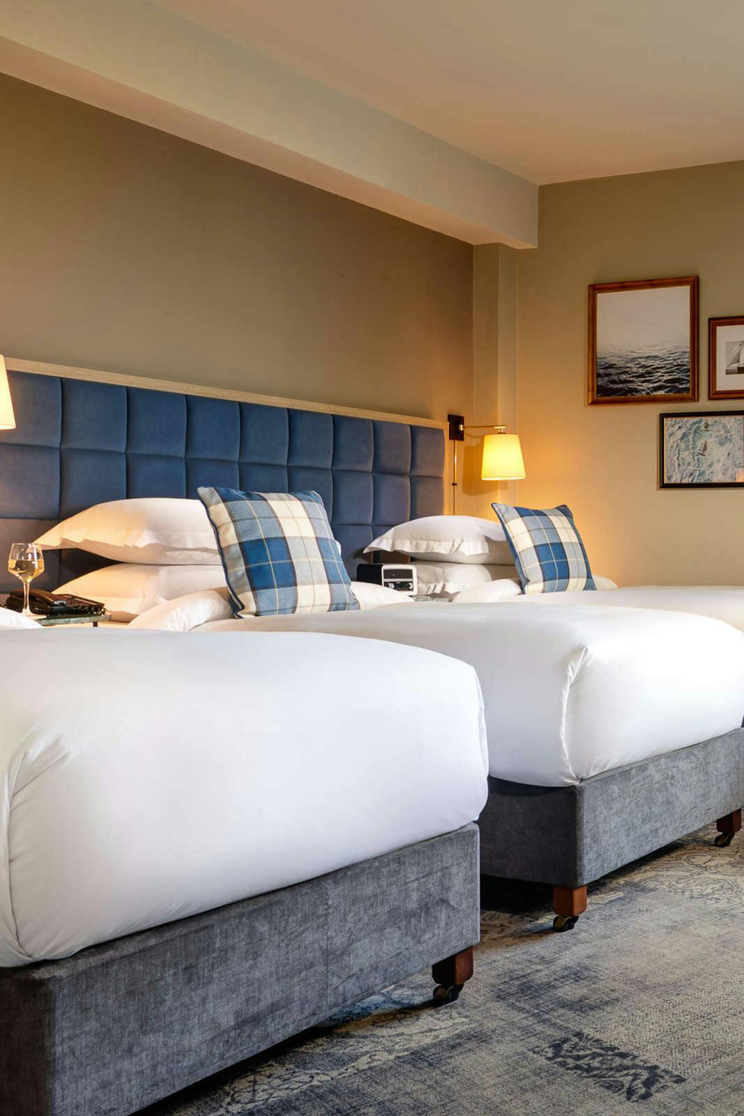 Hotel Harbour Hotel photo 3