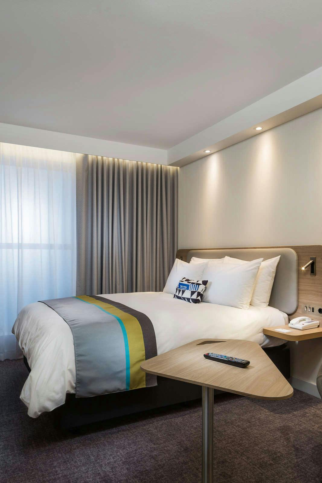 Hotel Holiday Inn Express Luzern Kriens photo 2