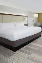 Hotel Holiday Inn Express & Suites Braselton West photo 2