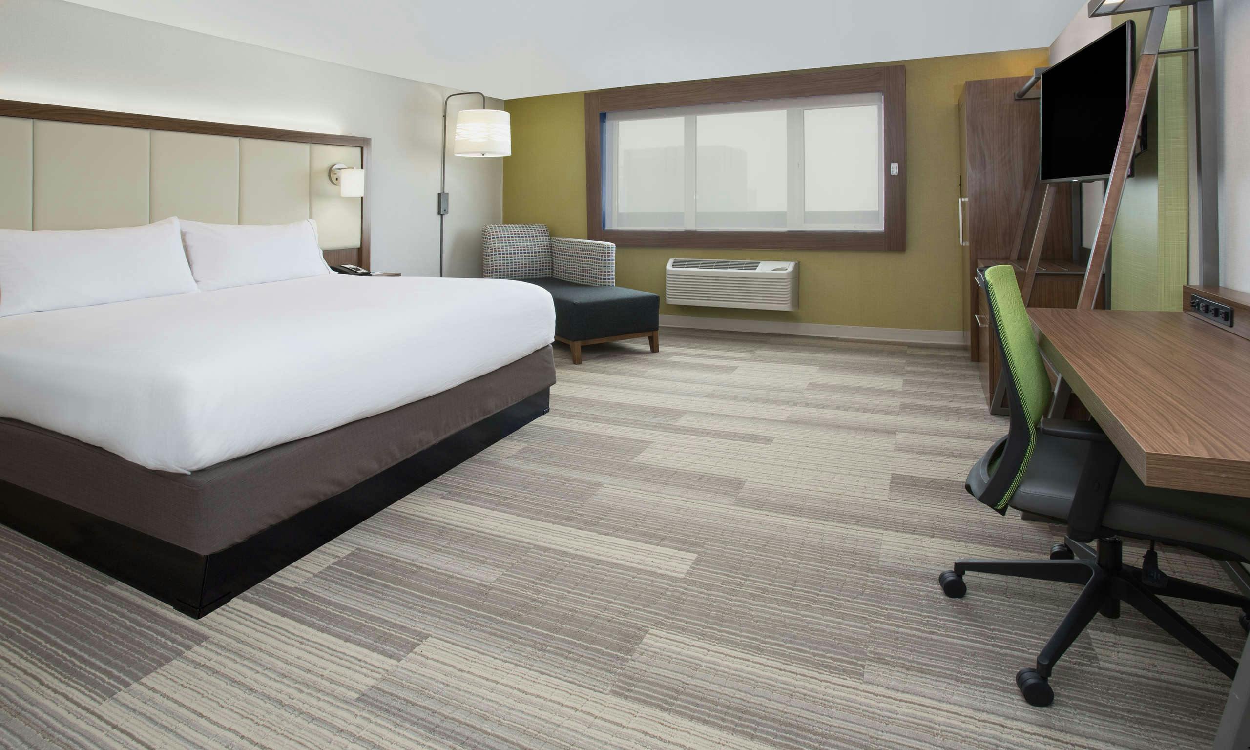 Holiday Inn Express & Suites Braselton West