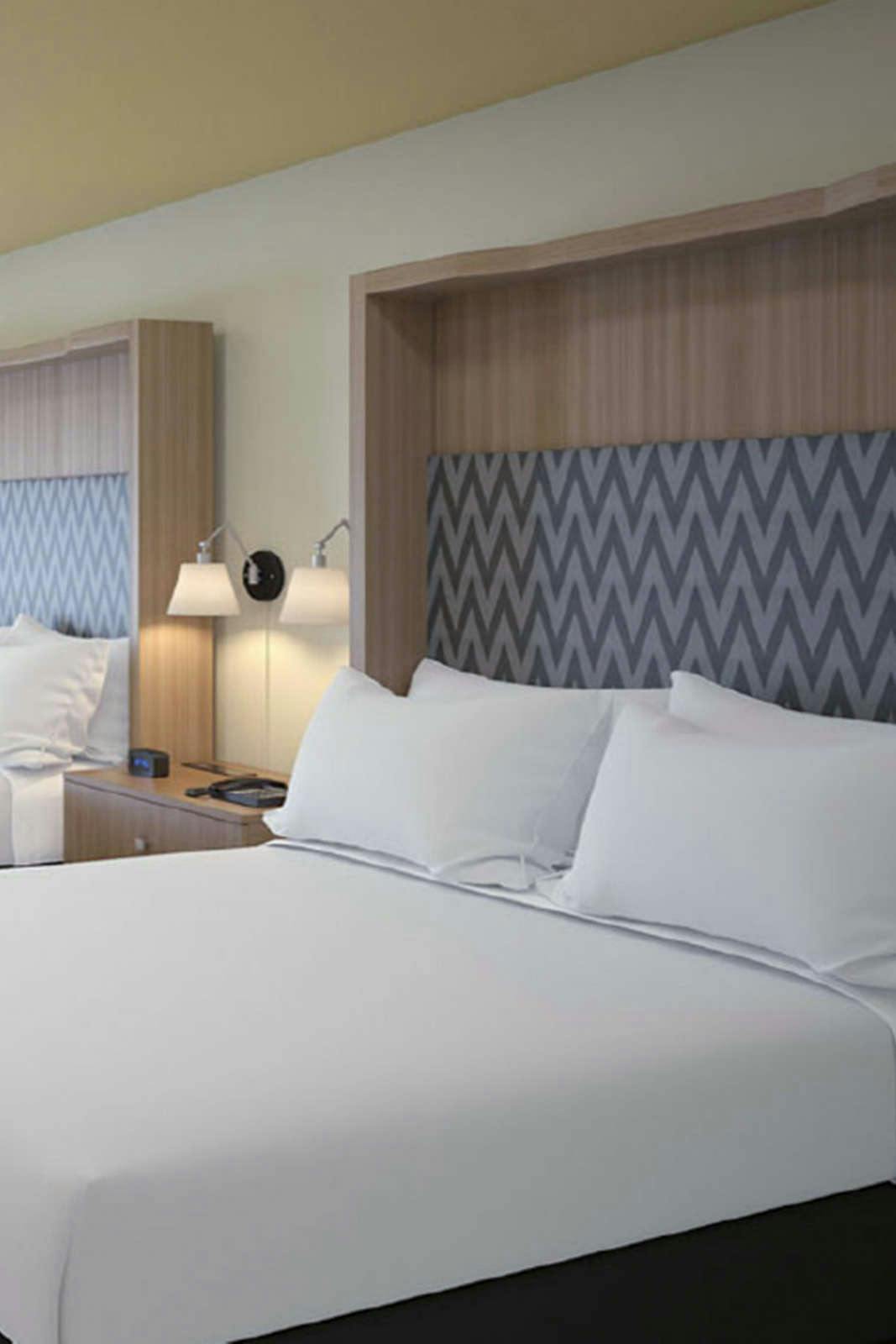 Hotel Holiday Inn Edmonton S Ellerslie Rd photo 4