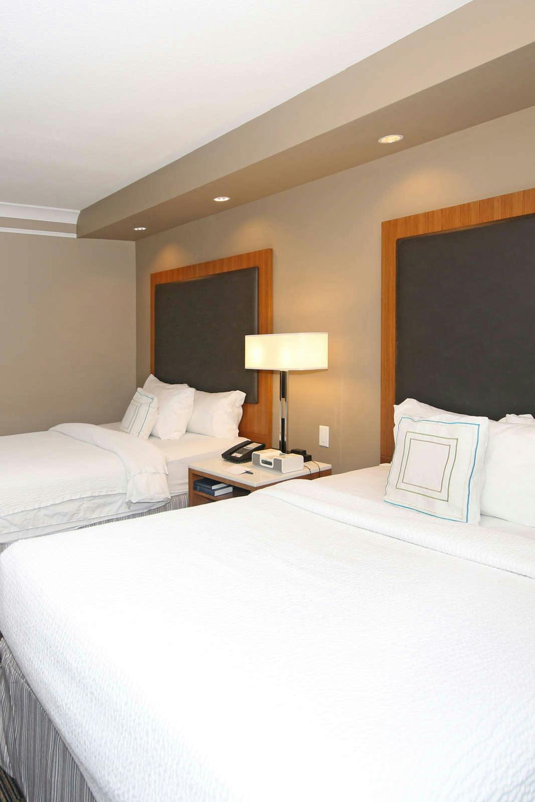 Hotel SpringHill Suites by Marriott Charleston North/Ashley Phosphate photo 2