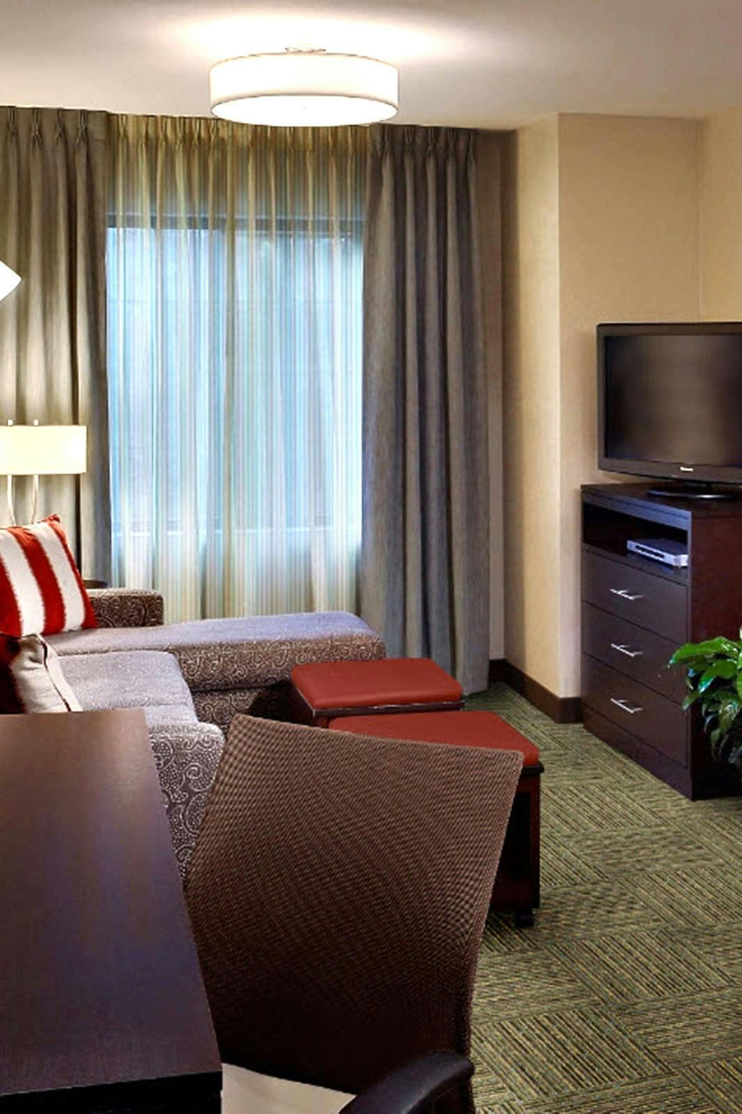 Hotel Staybridge Suites Pecos photo 4