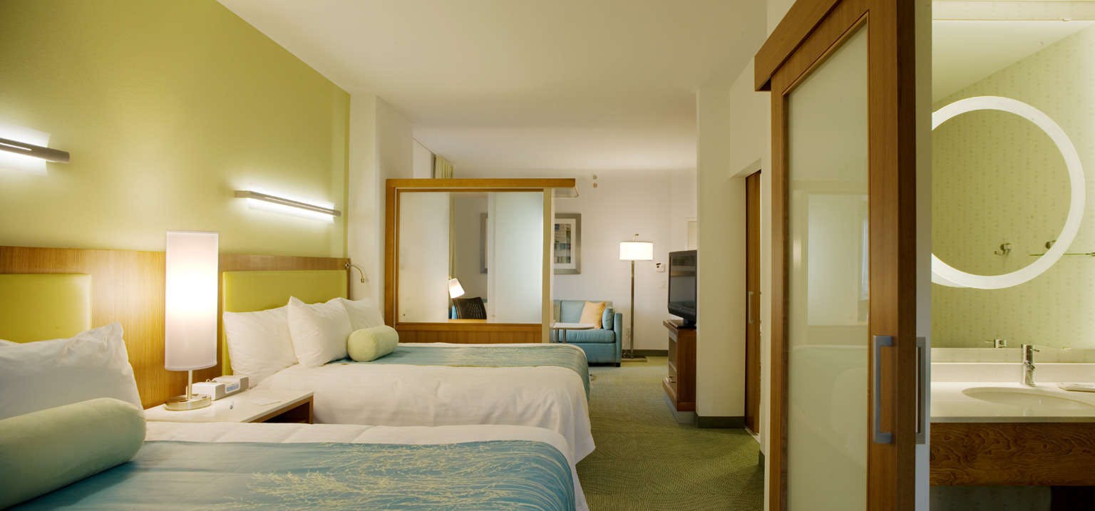 Hotel SpringHill Suites Savannah Downtown / Historic District photo 2