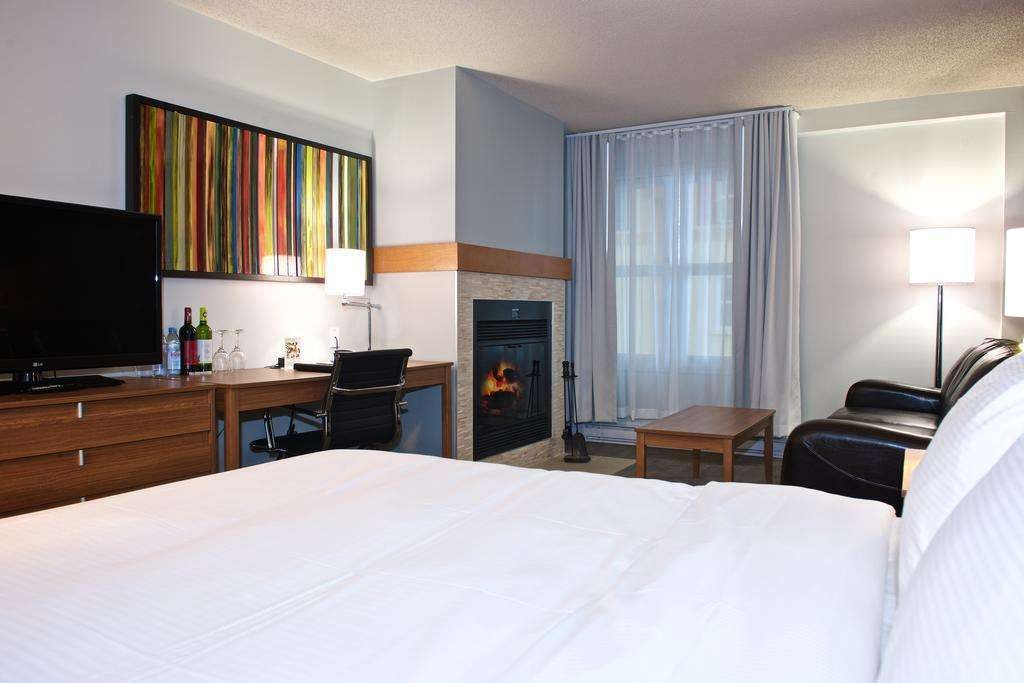 Hotel Chateau Bromont - Resort Hotels photo 2