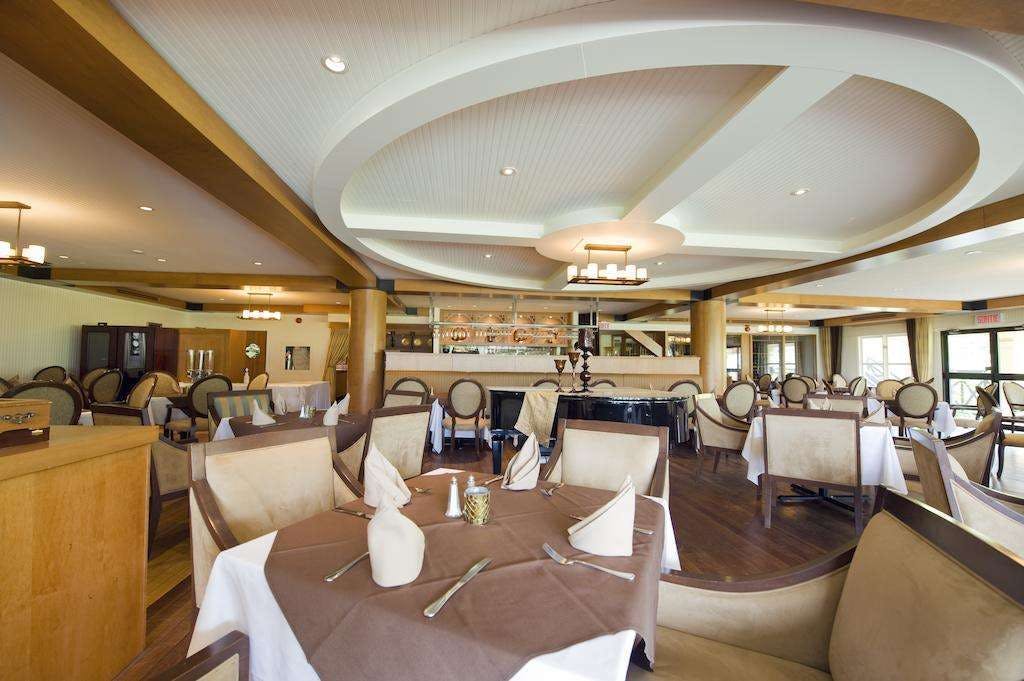 Hotel Chateau Bromont - Resort Hotels photo 5