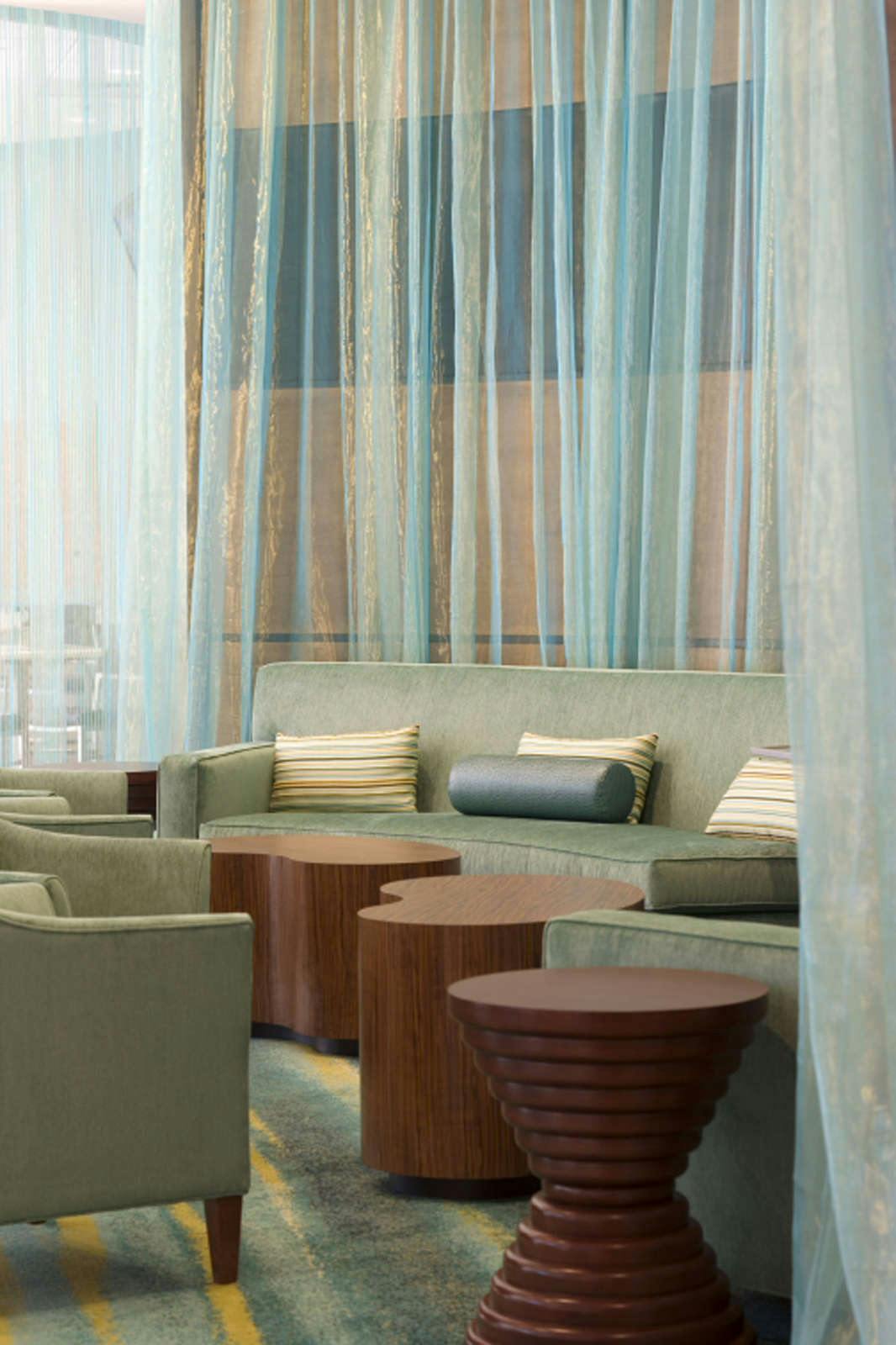 Hotel SpringHill Suites Savannah Downtown / Historic District photo 5