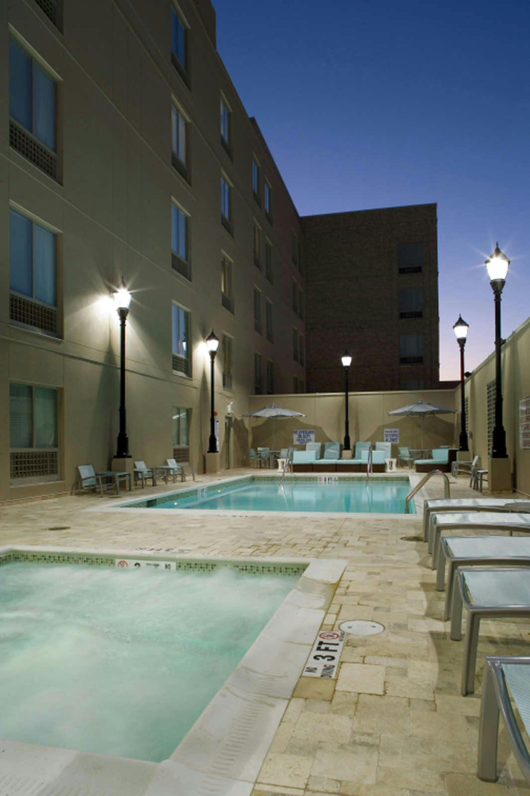 Hotel SpringHill Suites Savannah Downtown / Historic District photo 4