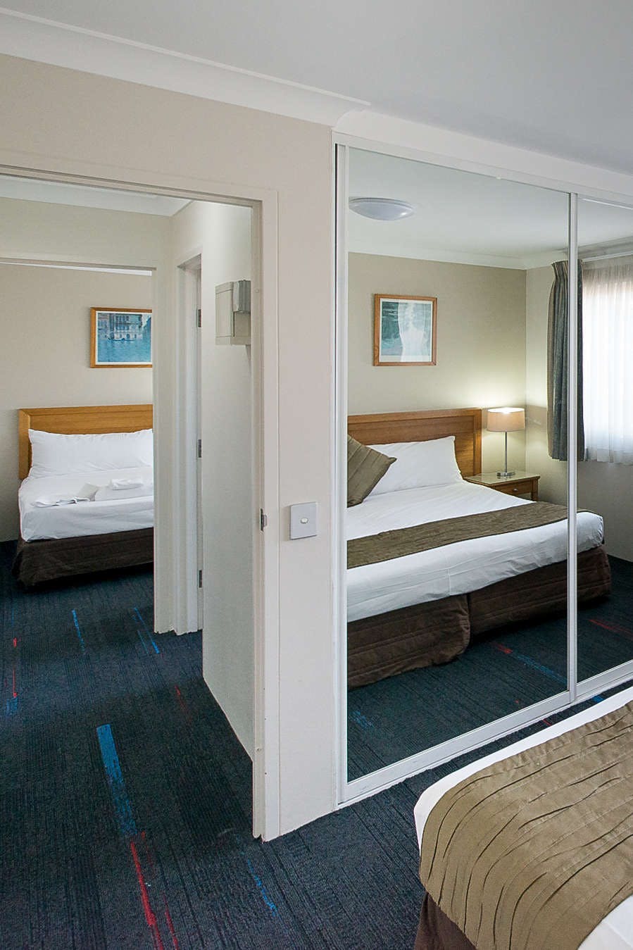 Hotel APX Parramatta photo 4