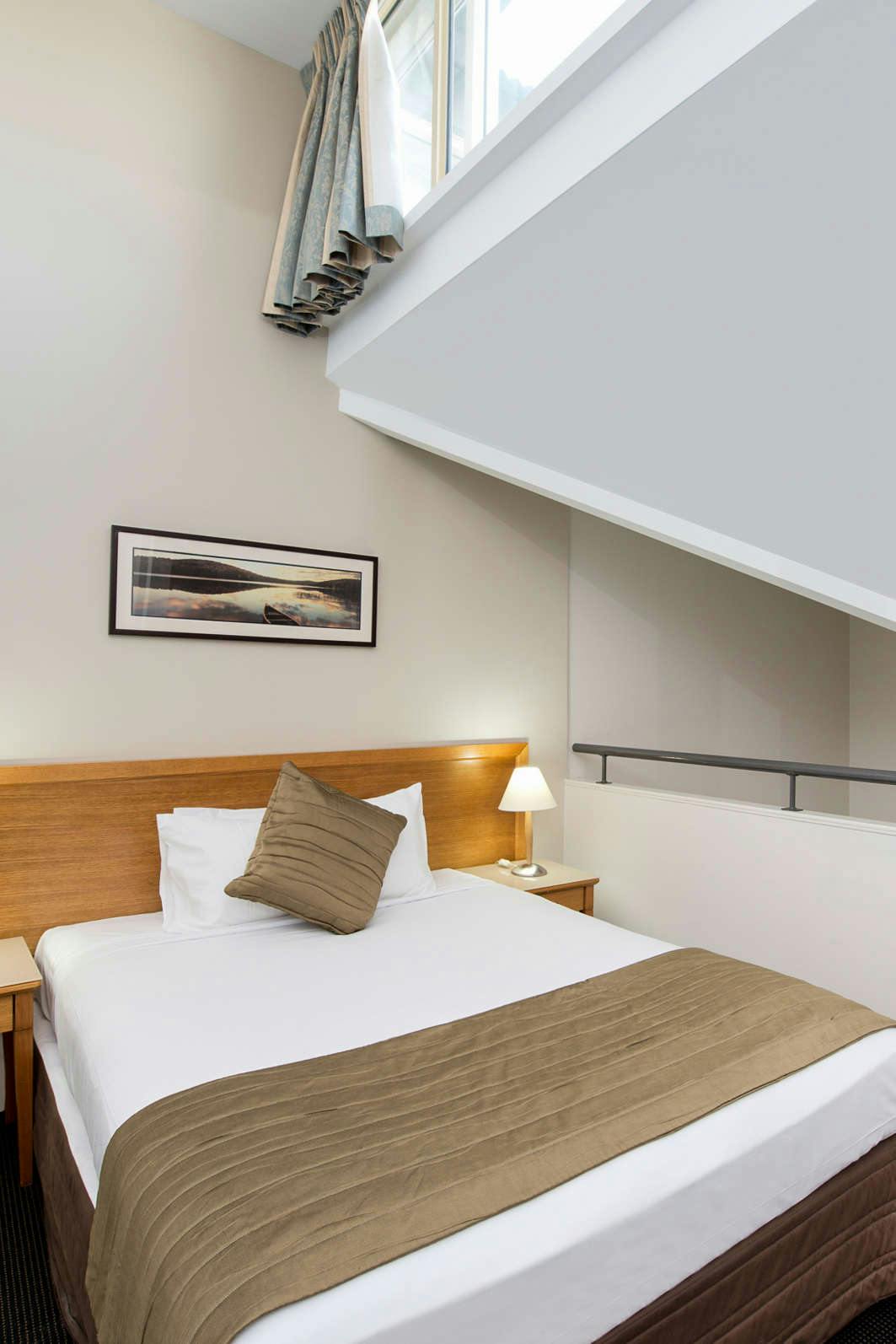 Hotel APX Parramatta photo 1