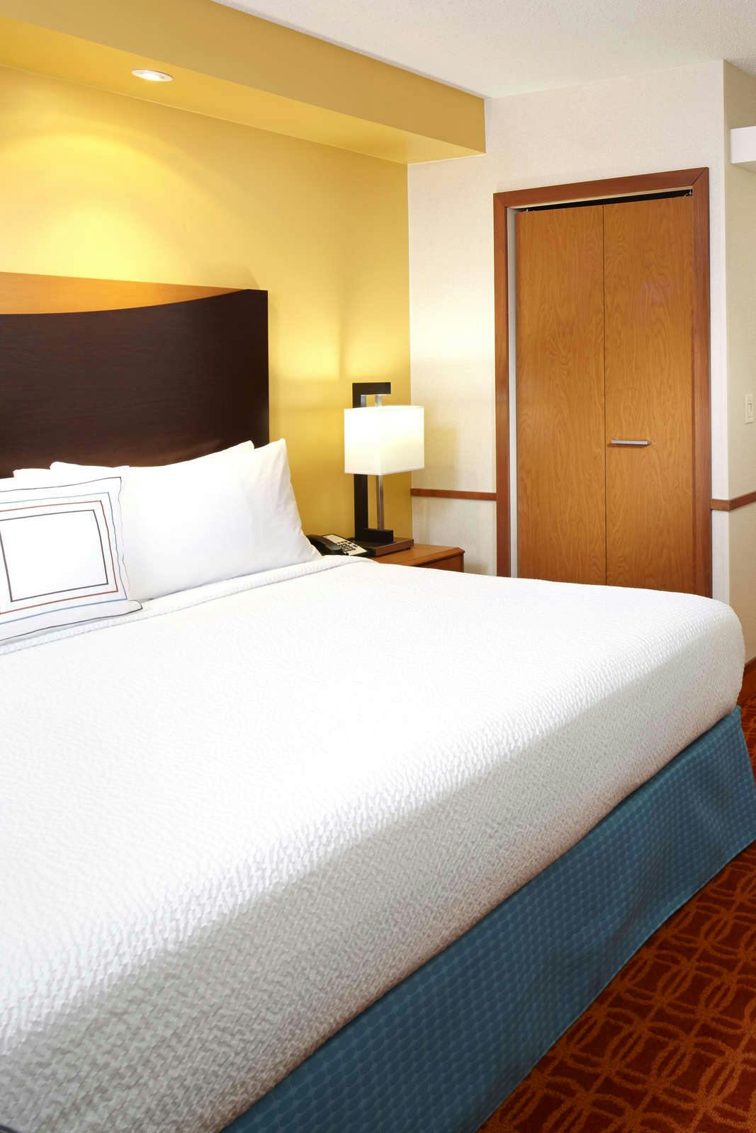 Hotel Staybridge Suites - Pittsburgh Airport photo 2