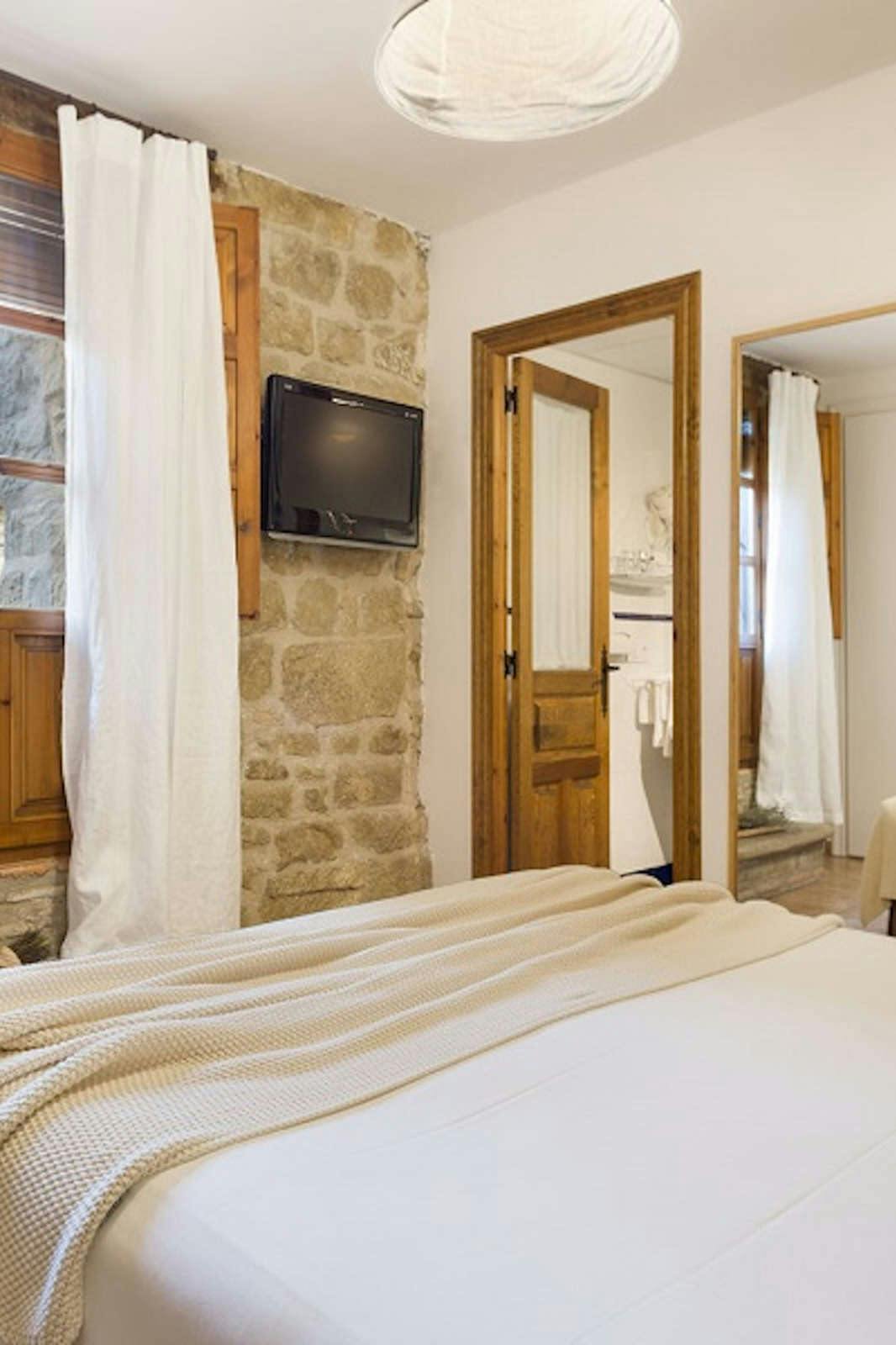 Hotel Rusticae Posada de Uncastillo photo 5