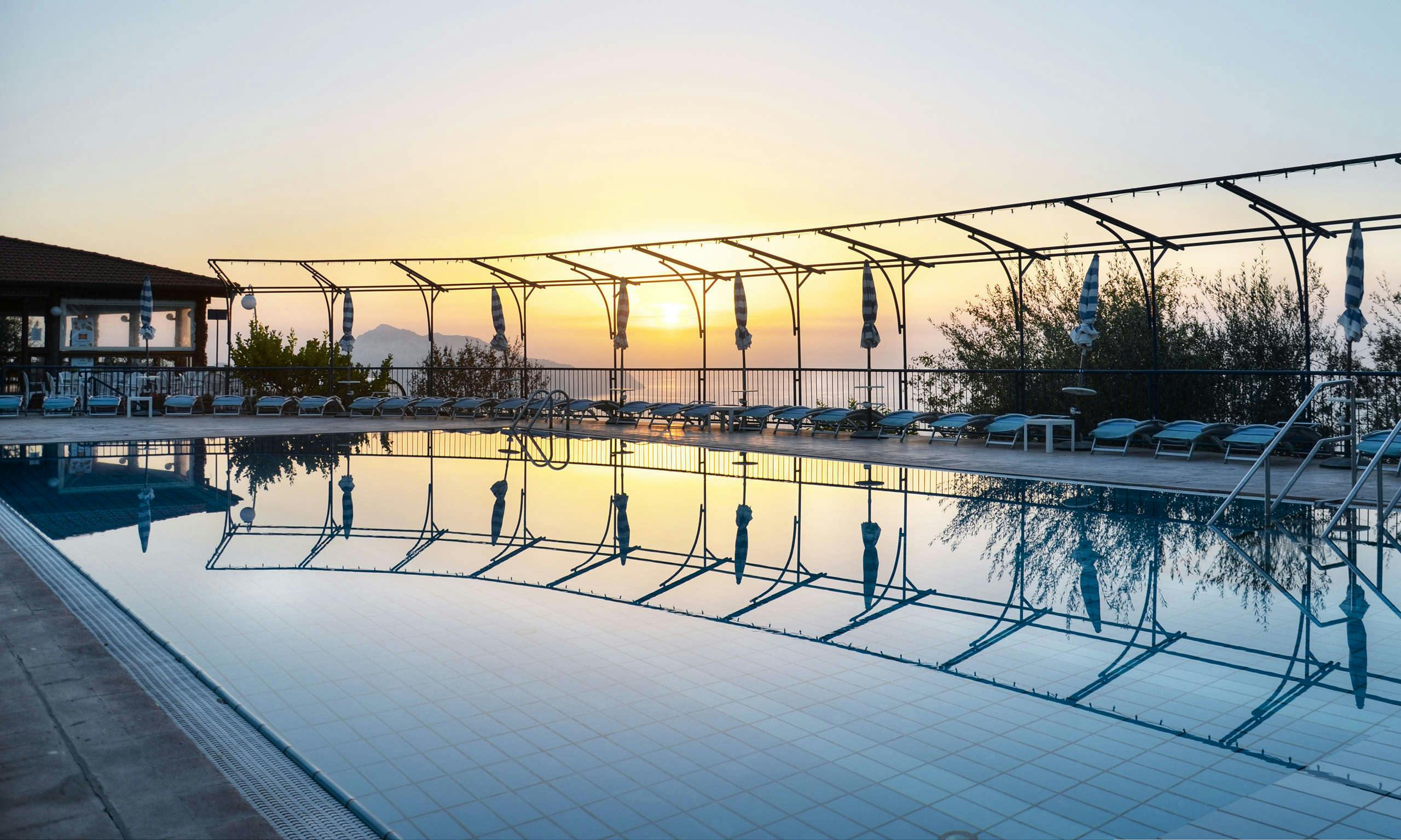 Sorrento All Inclusive Resorts - r0dd8mp