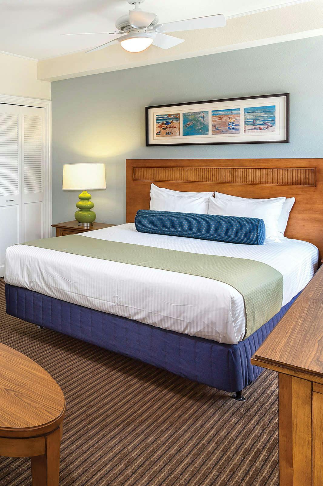 Hotel Club Wyndham Oceanside Pier Resort photo 2