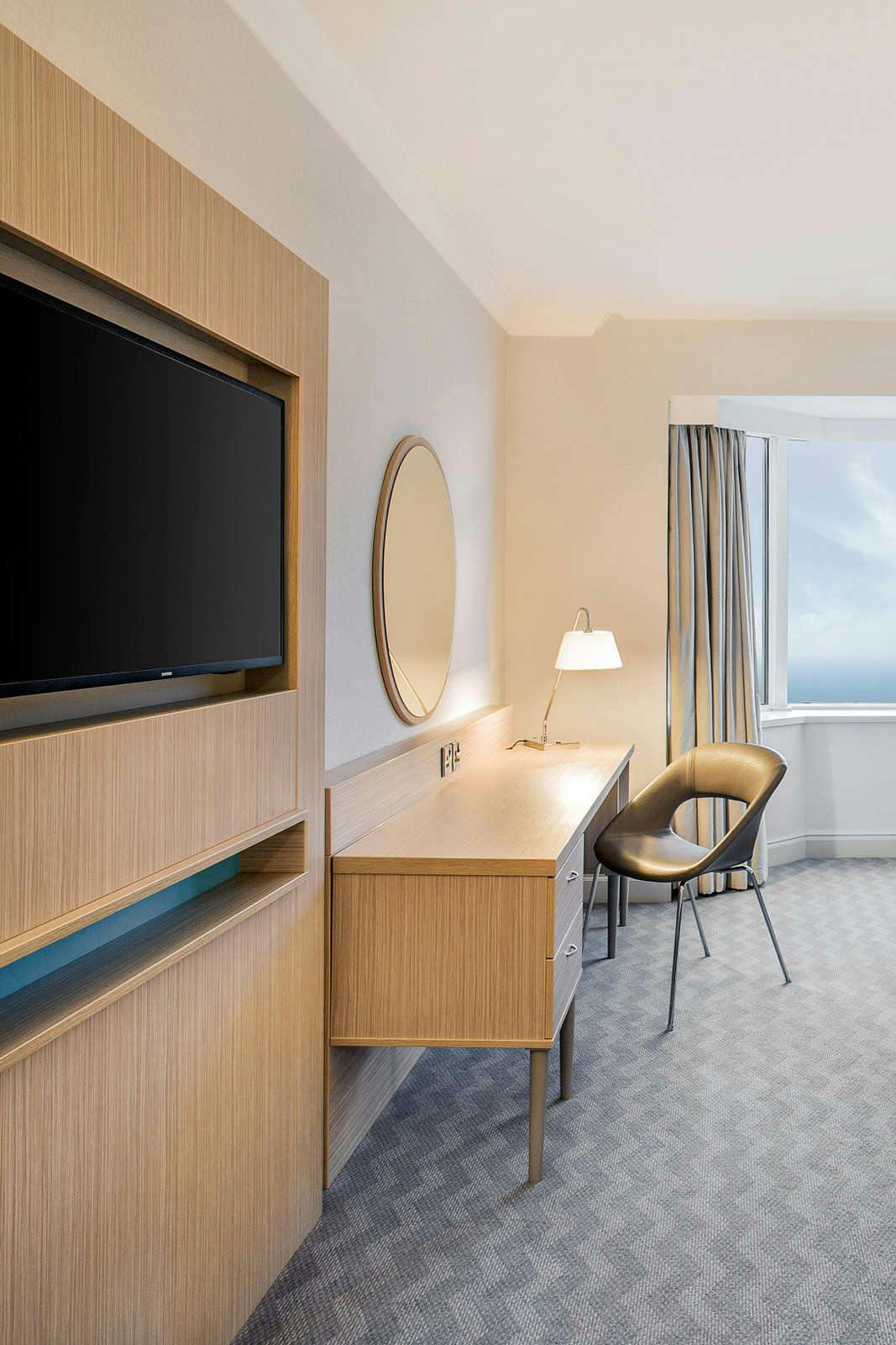 Hotel Leonardo Royal Hotel Brighton Waterfront photo 3