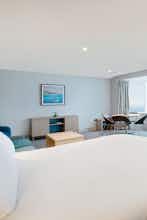 Hotel Leonardo Royal Hotel Brighton Waterfront photo 4