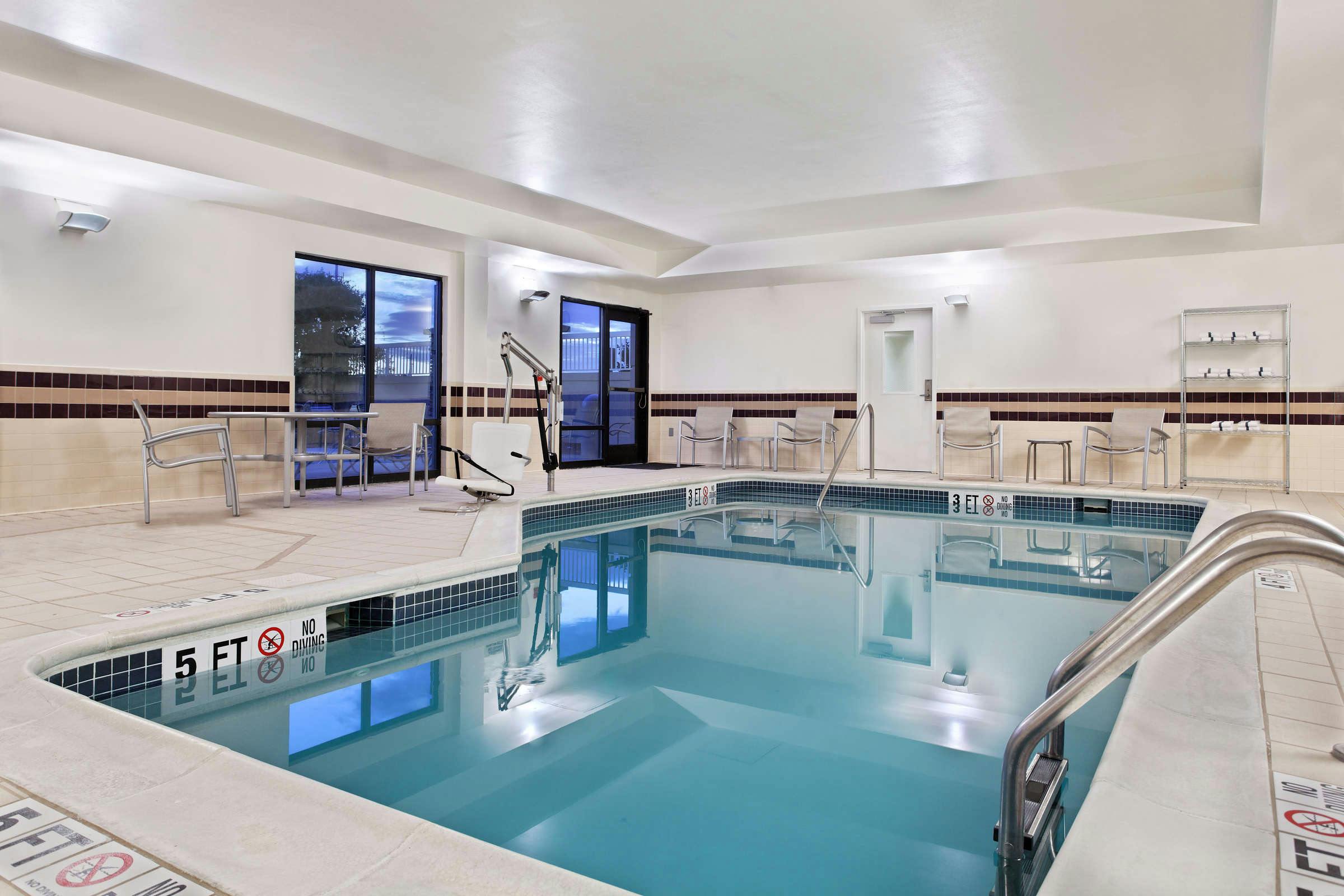 Hotel SpringHill Suites by Marriott Knoxville at Turkey Creek photo 2