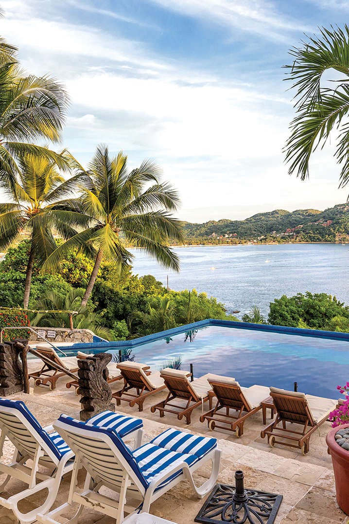 Hotel WorldMark Zihuatanejo photo 1