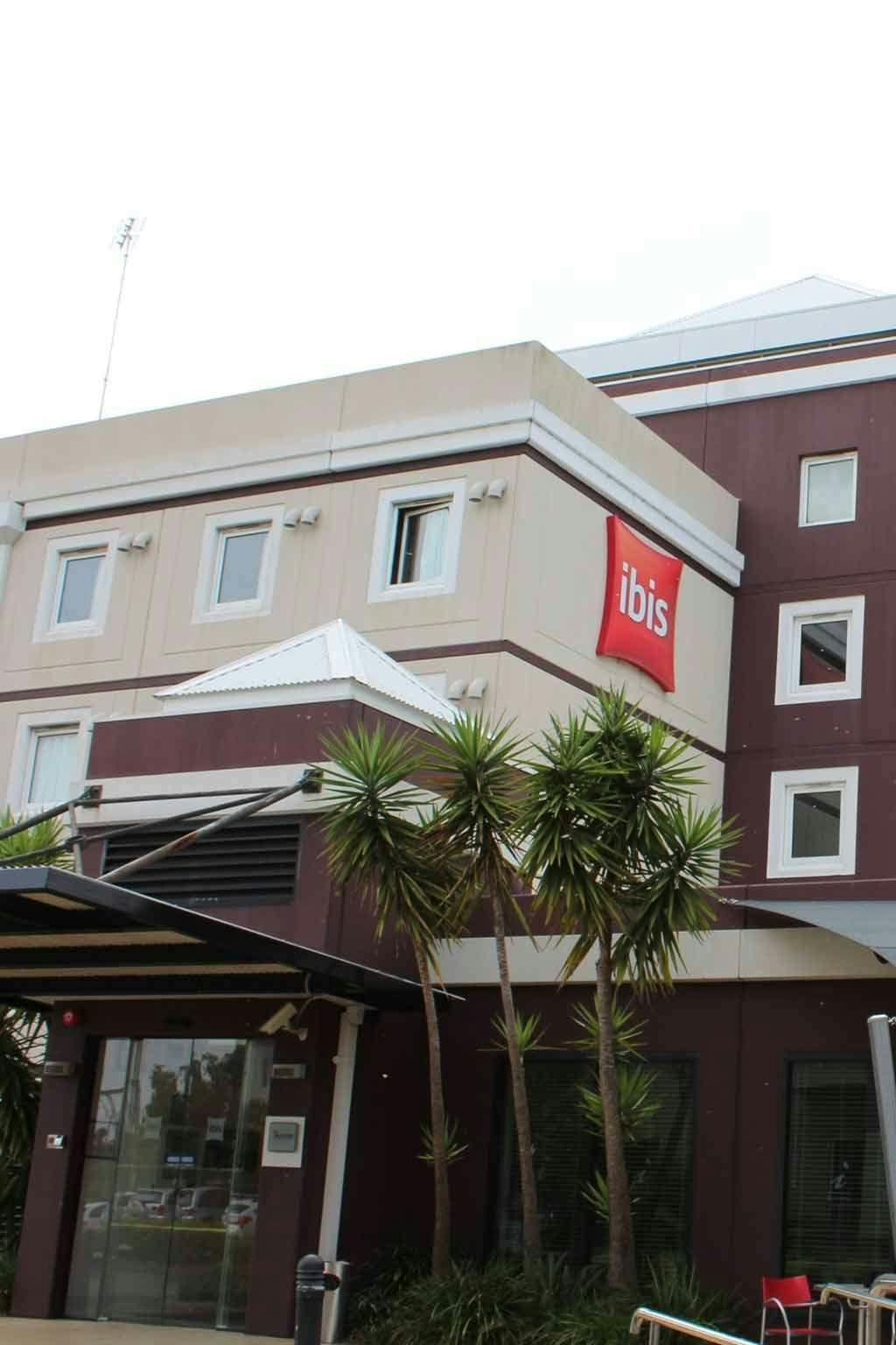 Hotel IBIS NEWCASTLE photo 4