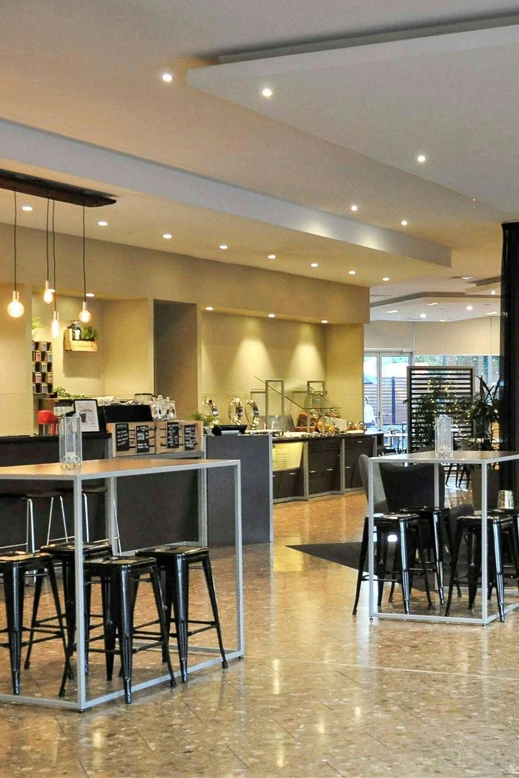 Hotel IBIS GLEN WAVERLEY photo 4