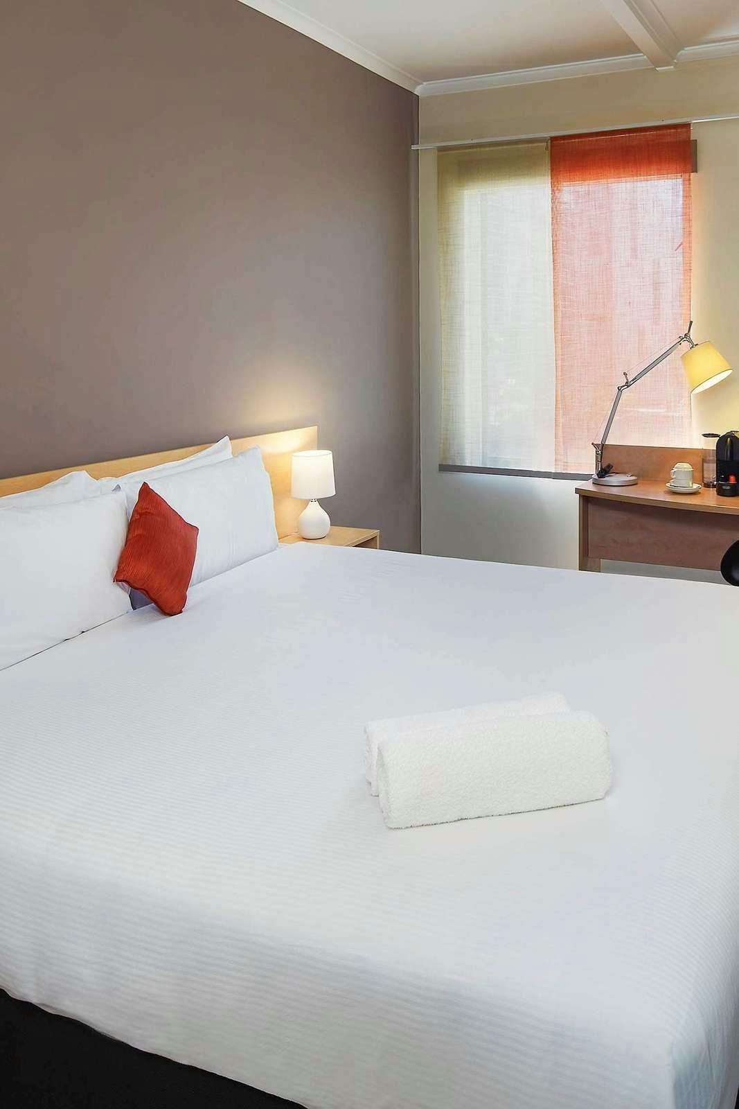 Hotel IBIS PERTH photo 2