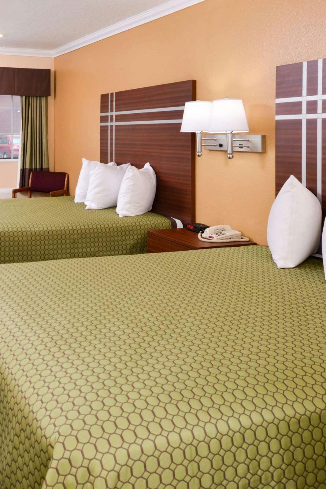 Hotel Americas Best Value Inn Azusa Pasadena photo 2