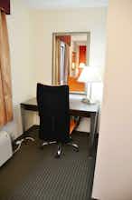 Hotel Country Hearth Inn & Suites Kenton photo 2