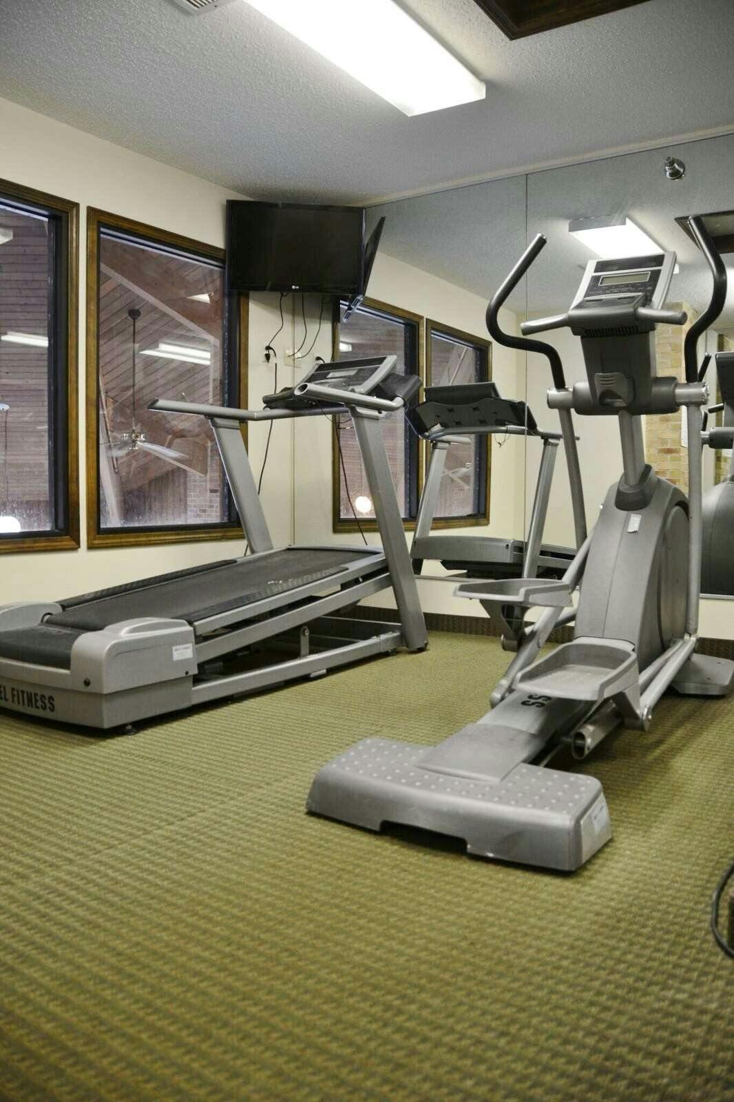 Hotel Country Hearth Inn & Suites Kenton photo 4