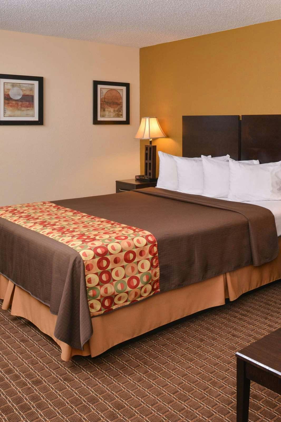 Hotel Americas Best Value Inn Tupelo Barnes Crossing photo 1