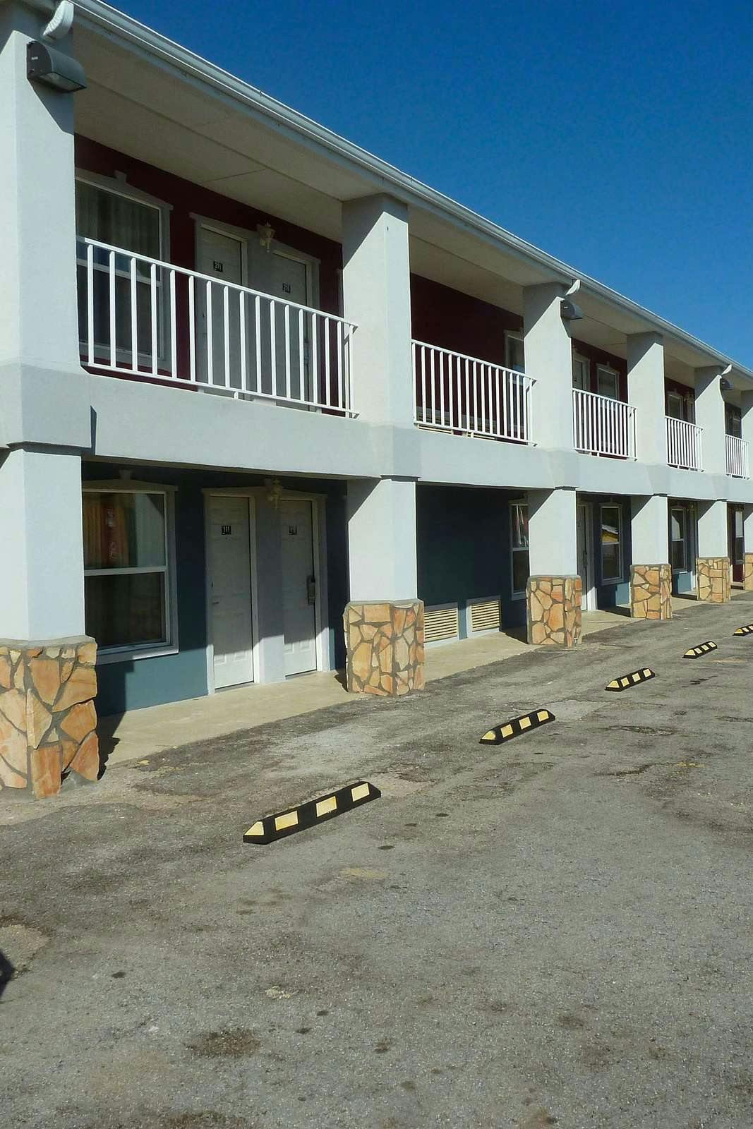 Hotel Americas Best Value Inn Alpine photo 5