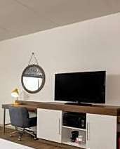 Hotel Hampton Inn Baltimore Bayview Campus photo 3