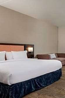 Hampton Inn Baltimore Bayview Campus