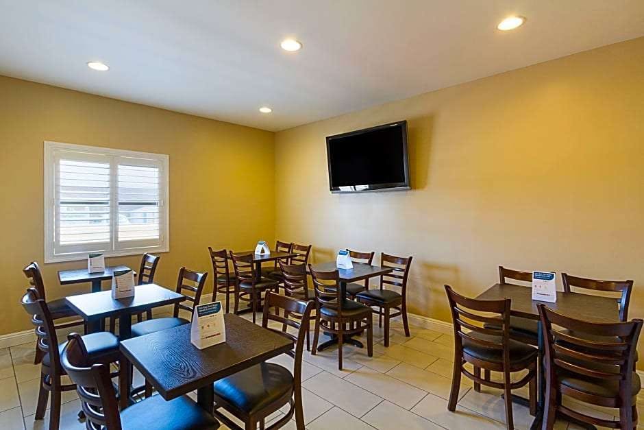 Quality Inn Suites Huntington Beach Los Angeles Hoteltonight