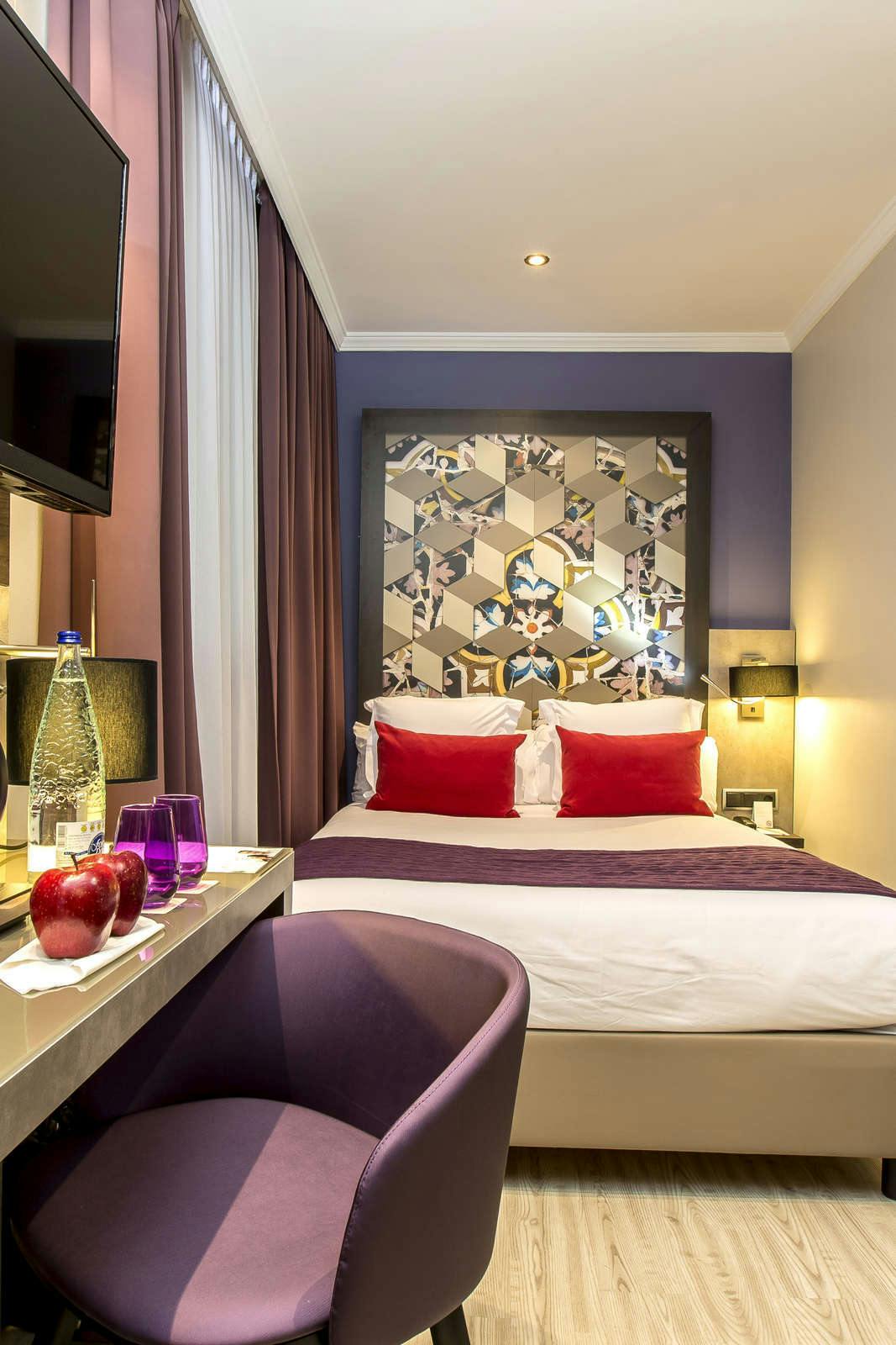 Hotel Leonardo Hotel Barcelona Las Ramblas photo 2