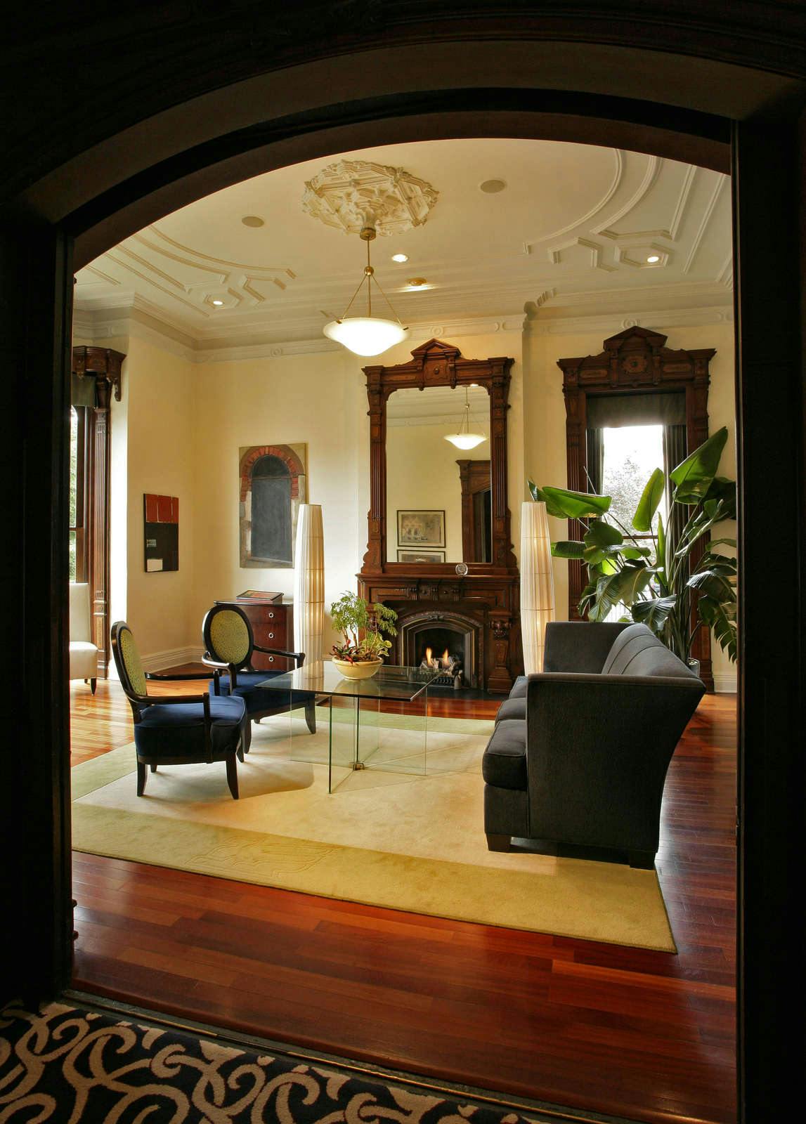 Hotel The Mansion On Delaware Ave photo 2