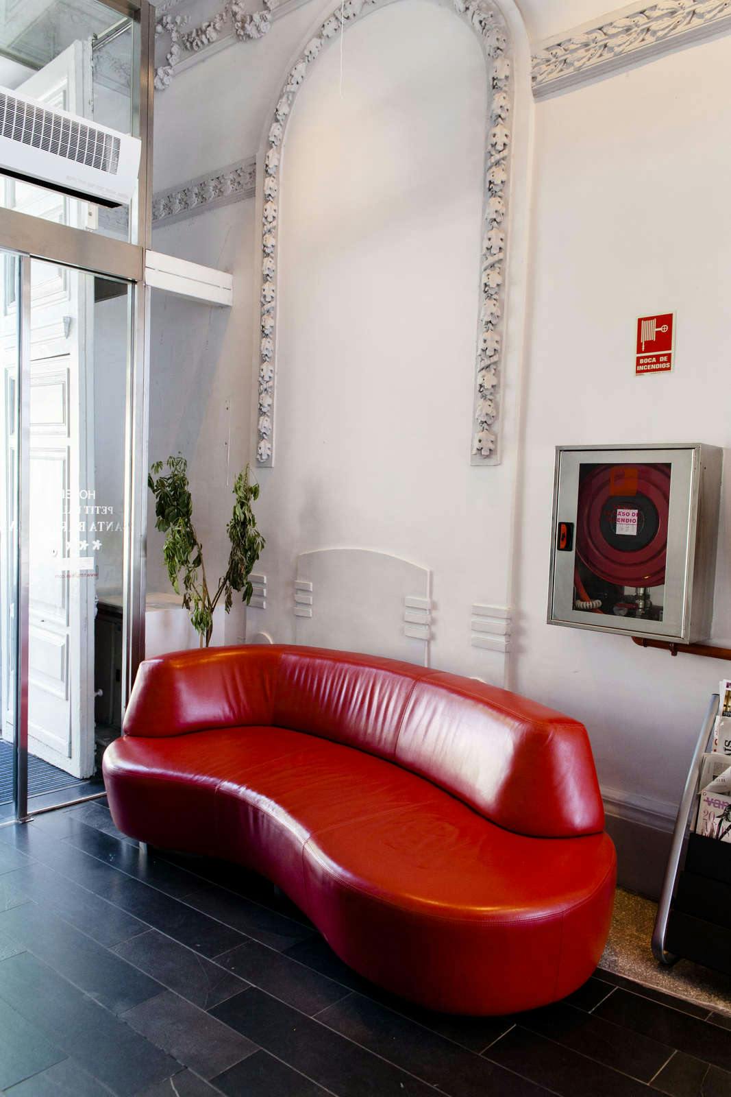 Hotel Petit Palace Santa Bárbara photo 2