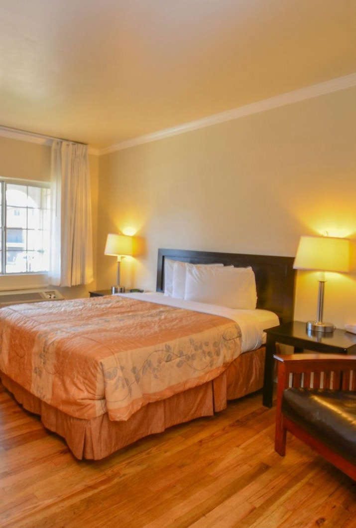 Hotel Bay Front Inn Santa Cruz photo 3