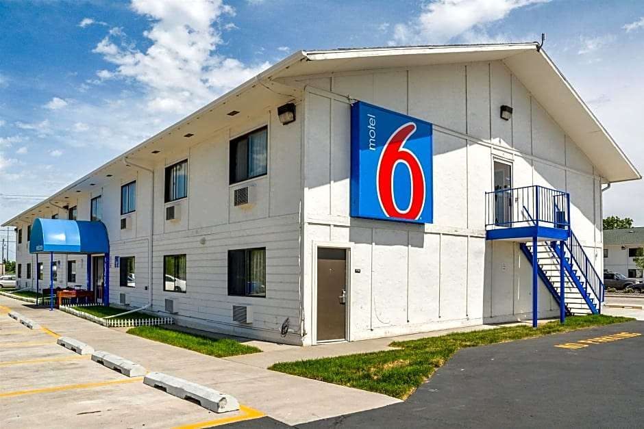 Motel 6 Duluth, MN