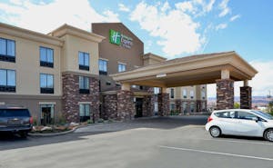 Holiday Inn Express & Suites Page Lake Powell Area