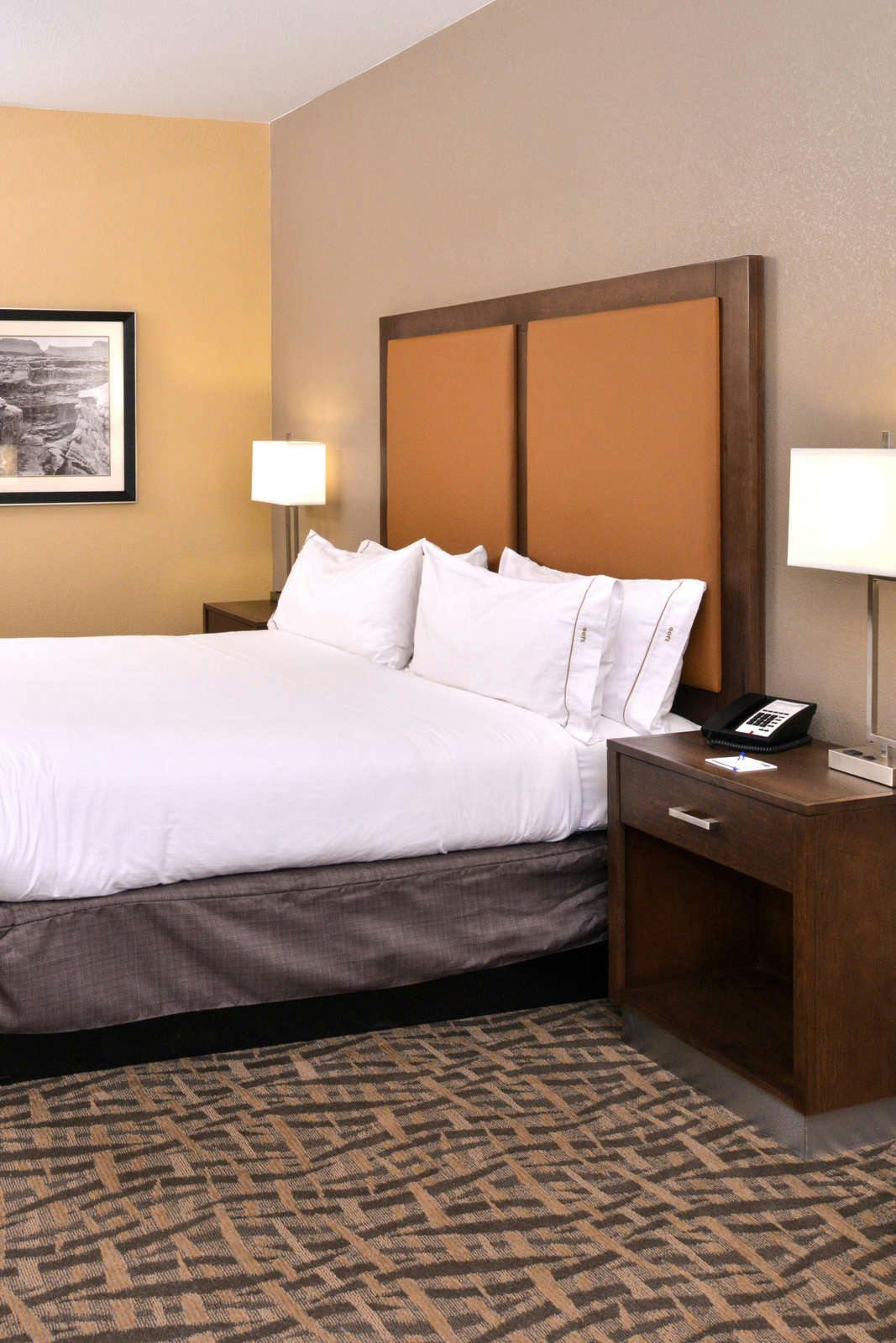 Hotel Holiday Inn Express & Suites Page Lake Powell Area photo 2