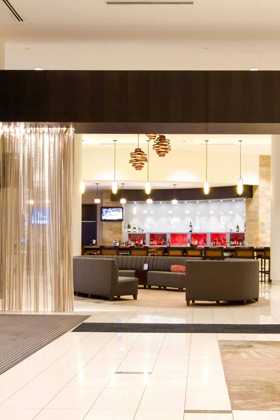 Hotel Hilton Albany photo 1