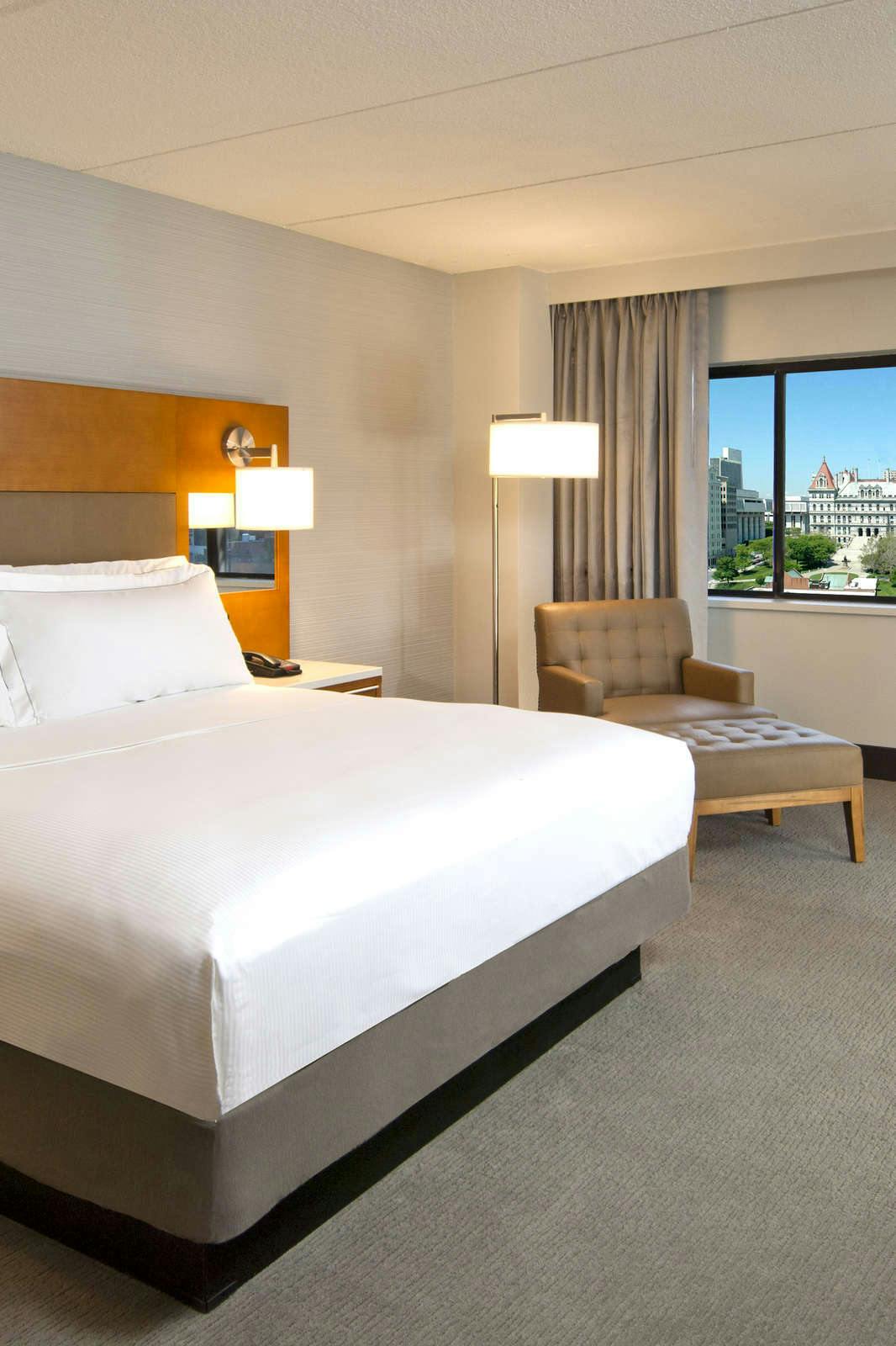 Hotel Hilton Albany photo 2