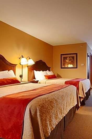 Hotel Best Western Plus Dubuque Hotel & Conference Center photo 2