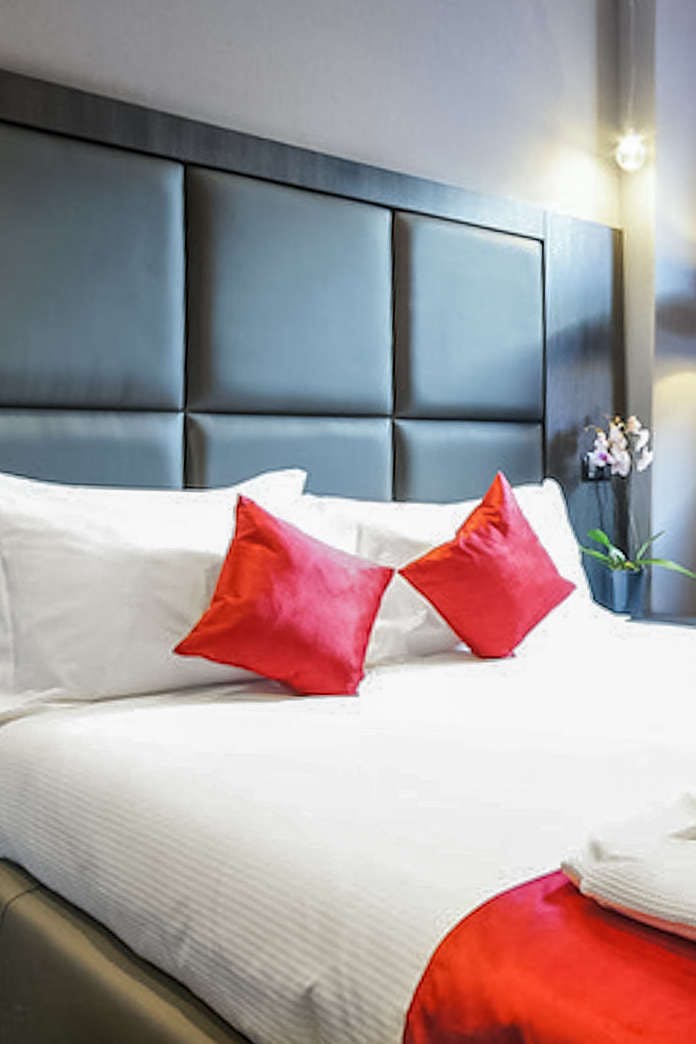 Hotel The Bryson Hotel photo 4