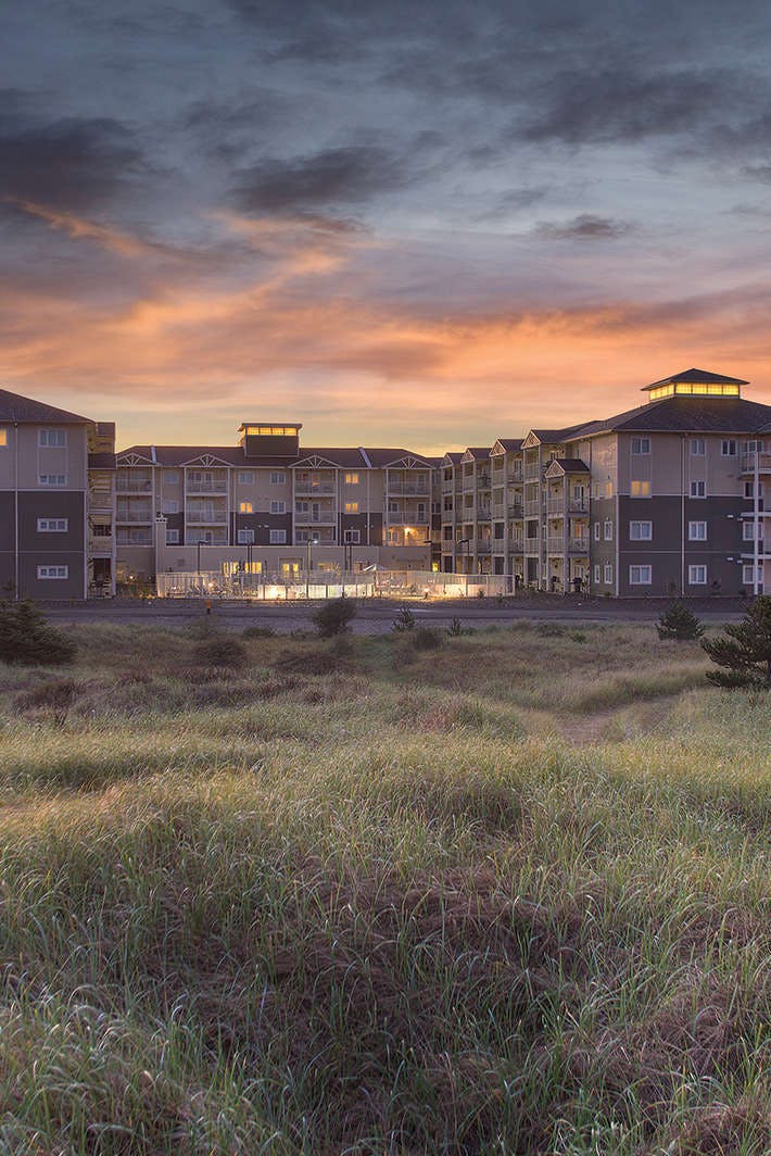 Hotel WorldMark Long Beach photo 1