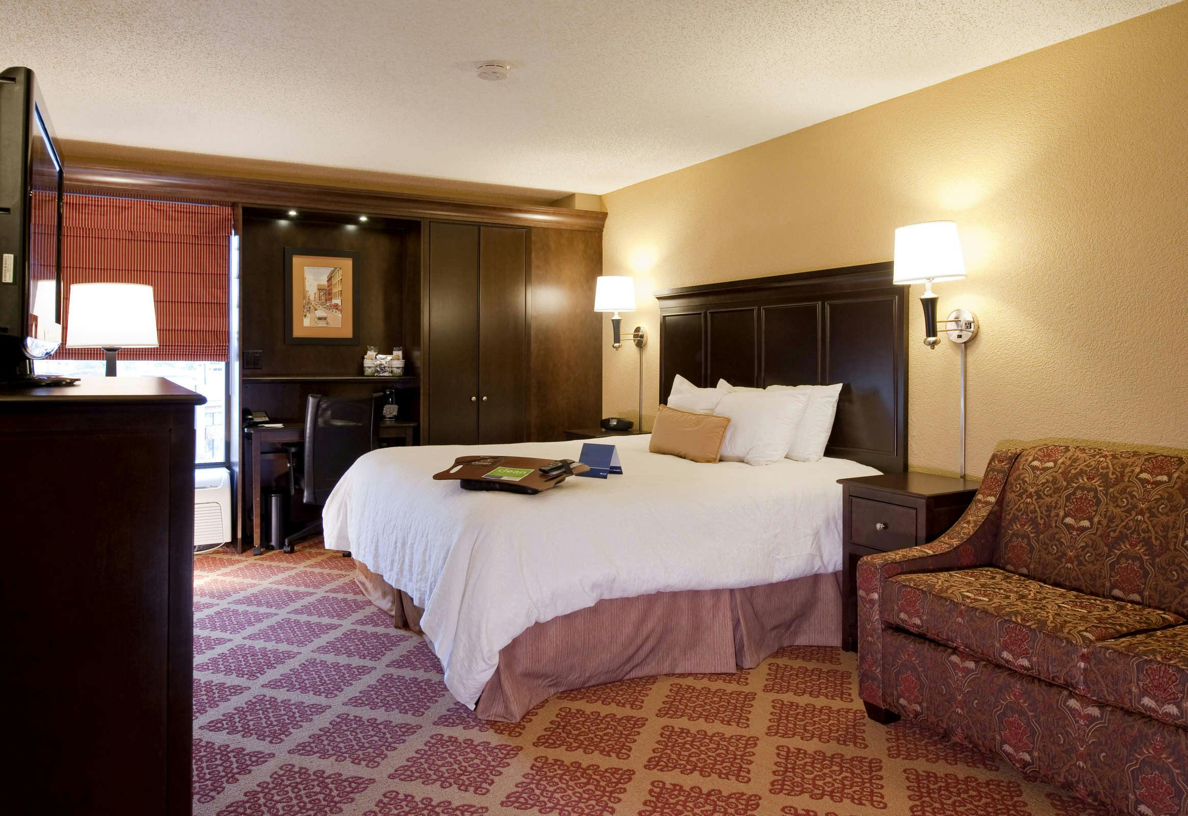 Hotel Hampton Inn by Hilton Nashville/Vanderbilt photo 2